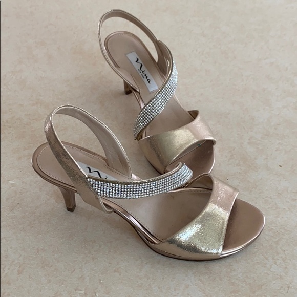 Gold Sandles with heels - Picture 2 of 5